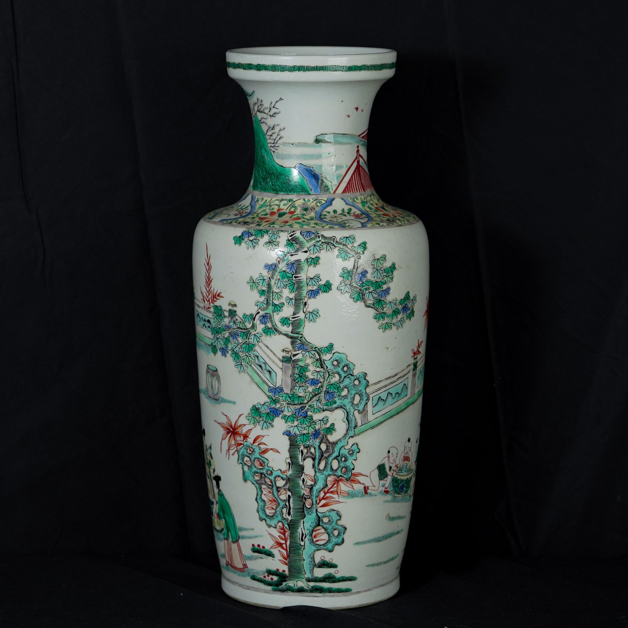 康熙人物五彩筒瓶BZYDQ00368