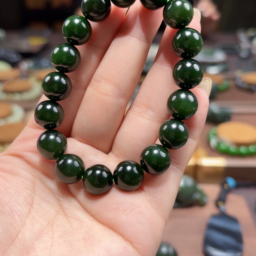和田玉（碧玉）未镶嵌手链12 俄红皮料 菠菜绿 