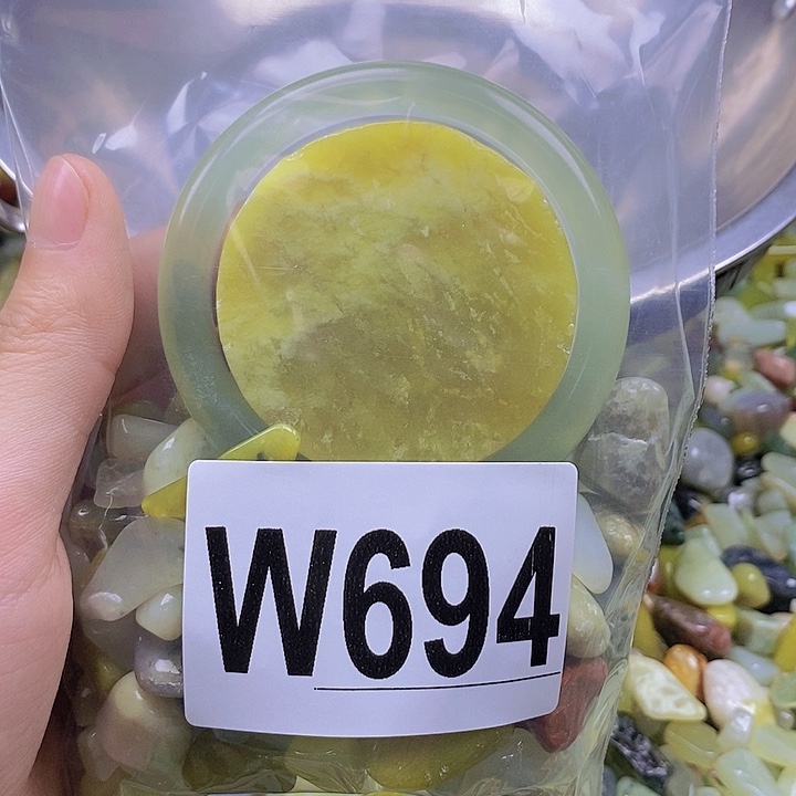 未镶嵌蛇纹石玉鱼缸石