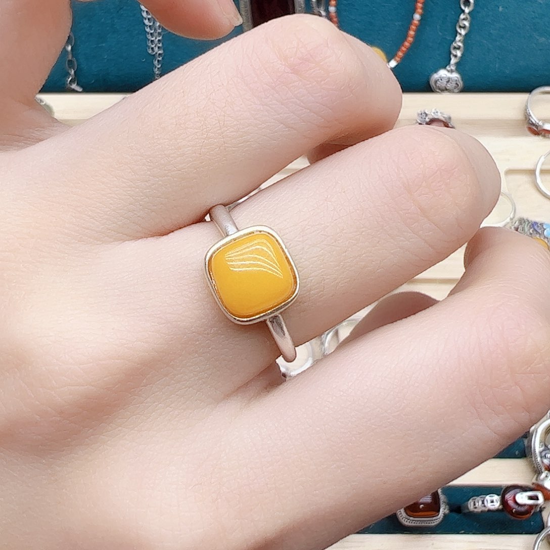 蜜蜡戒指银S925镶嵌天然