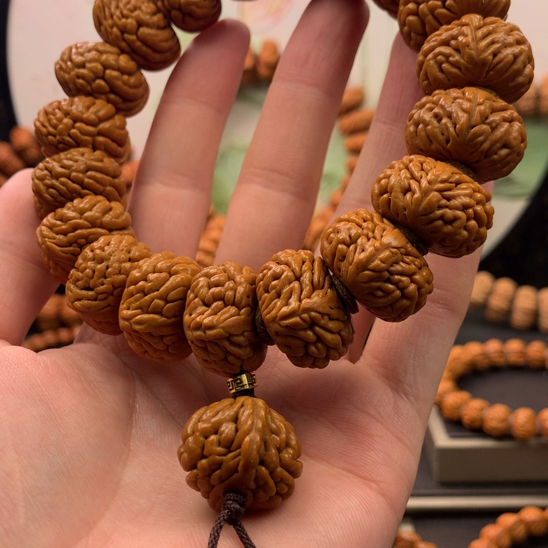 【闪购商品】桃核手串23麒麟手持