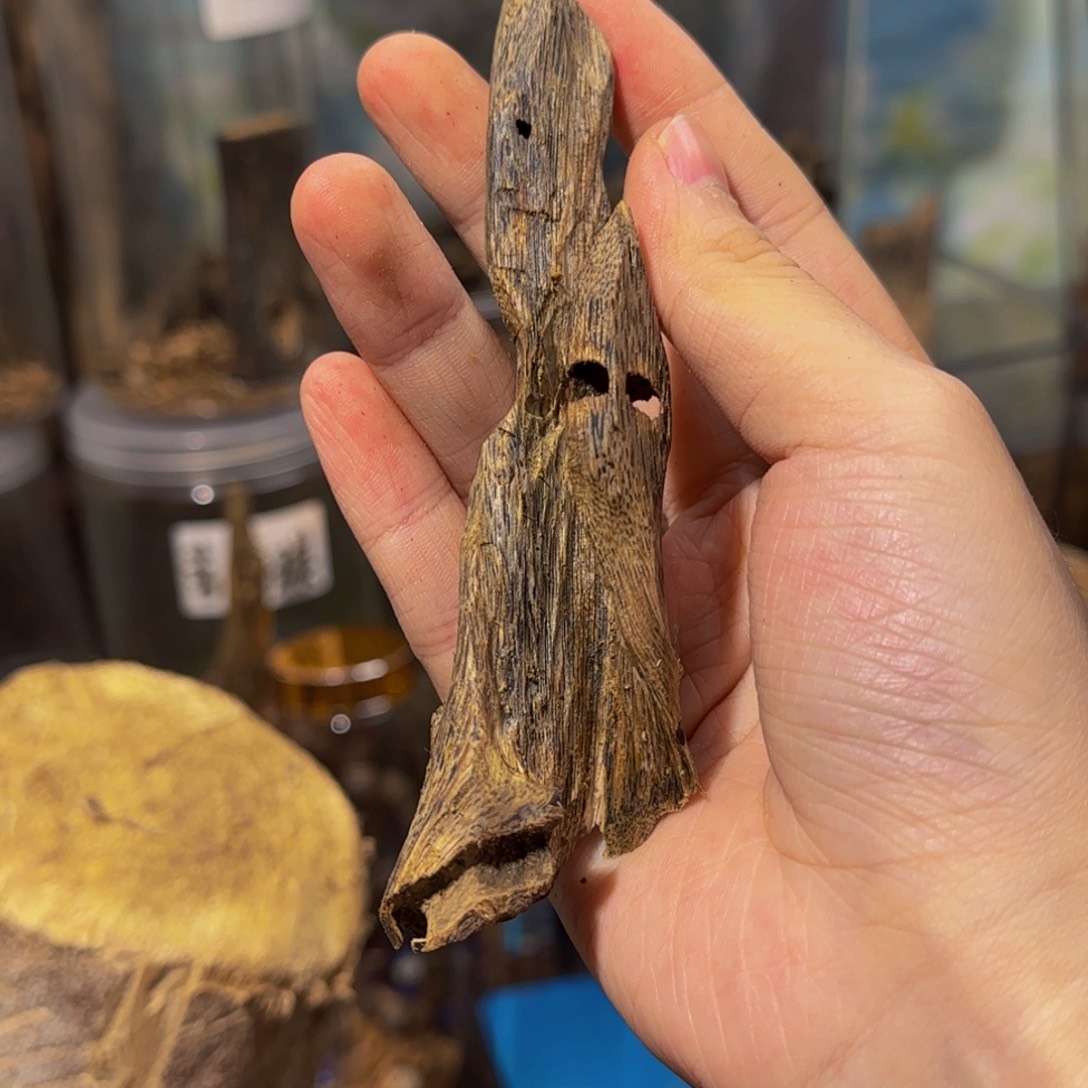 沉香沉香碎屑17克陆河34