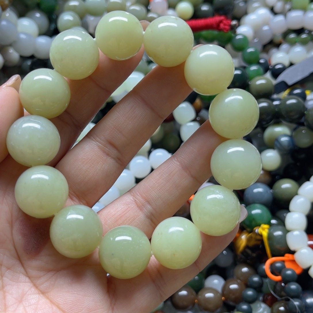 和田玉手链未镶嵌