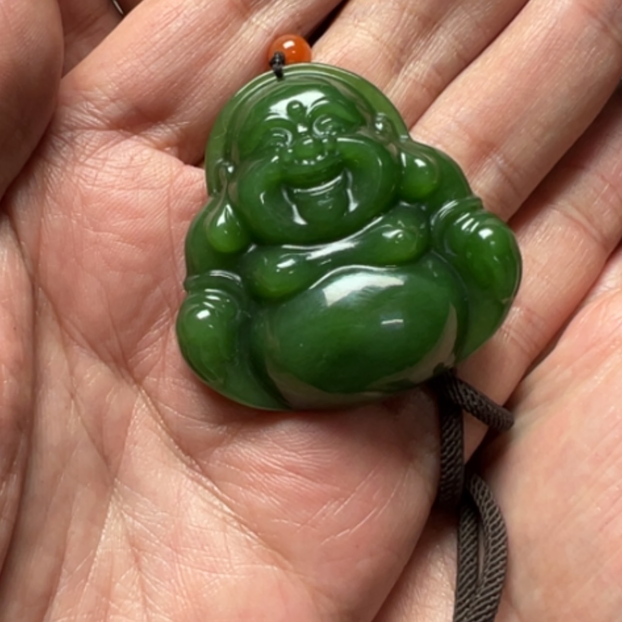 【闪购商品】和田玉（糖玉）颈饰未镶嵌小***光