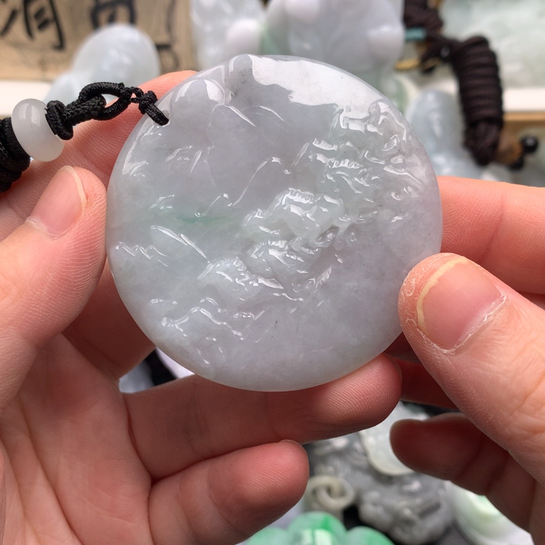 吊坠(不含链)未镶嵌翡翠