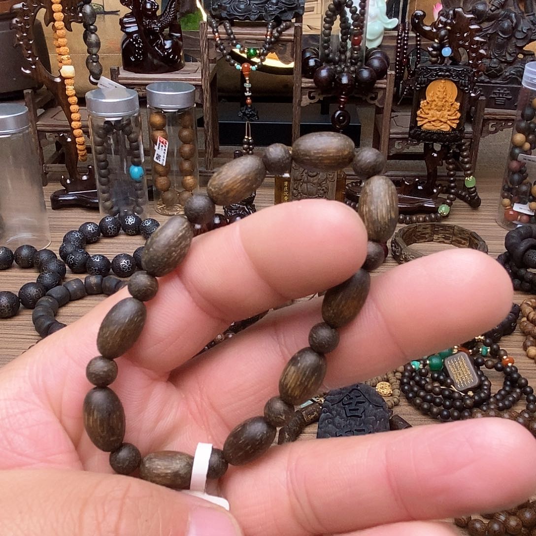 滴血莲花菩提手串