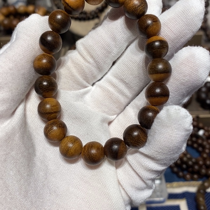 沉香手串海南绿奇楠