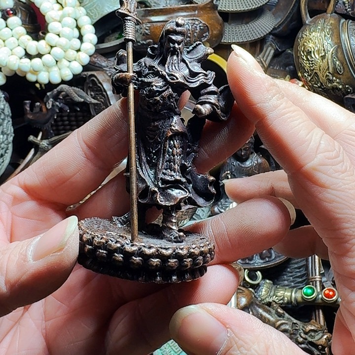 铜器摆件收收藏藏