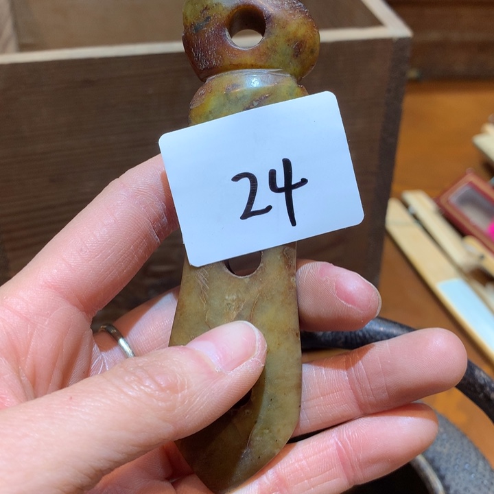 瓷片子**云哈哈哈哈哈这个24