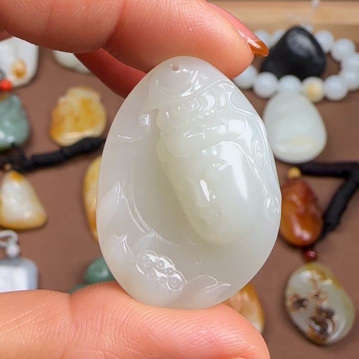 和田玉颈饰未镶嵌勇**前