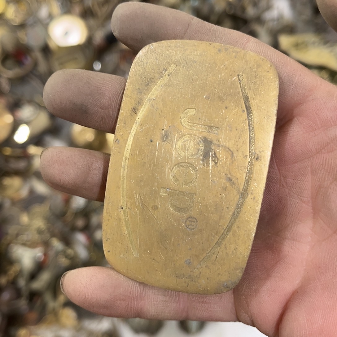 大***u闪电购铜摆件工艺品