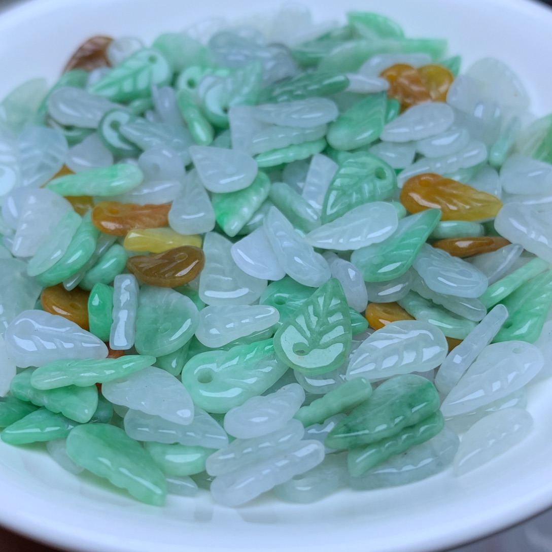 【闪购商品】翡翠手链未镶嵌冰三彩树叶20个