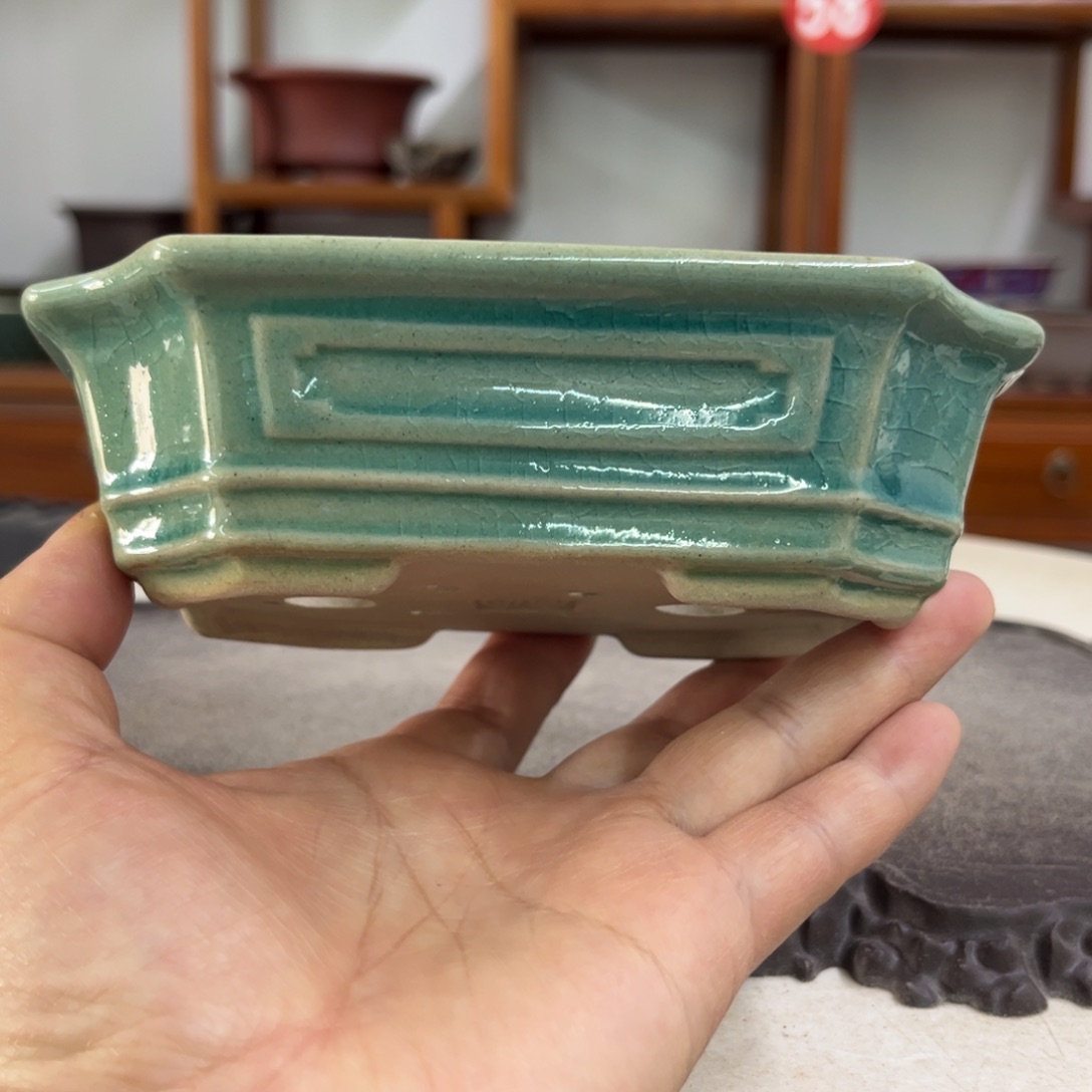 紫砂花盆瑕疵4/14-11。。。