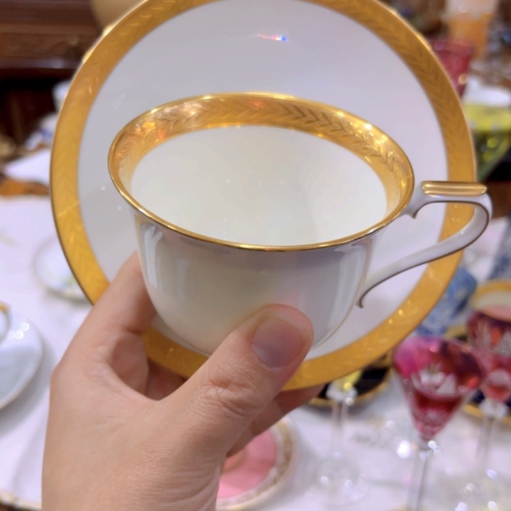 摆件欧洲中古瓷器好看冲鸭！