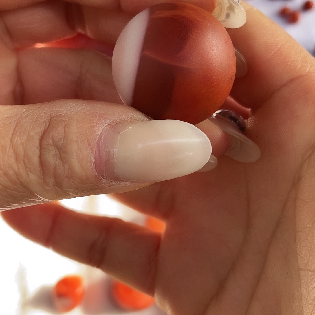 南红玛瑙珠子未镶嵌