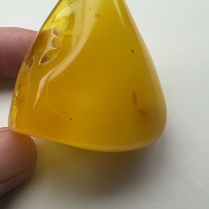 定制琥珀未镶嵌水胆