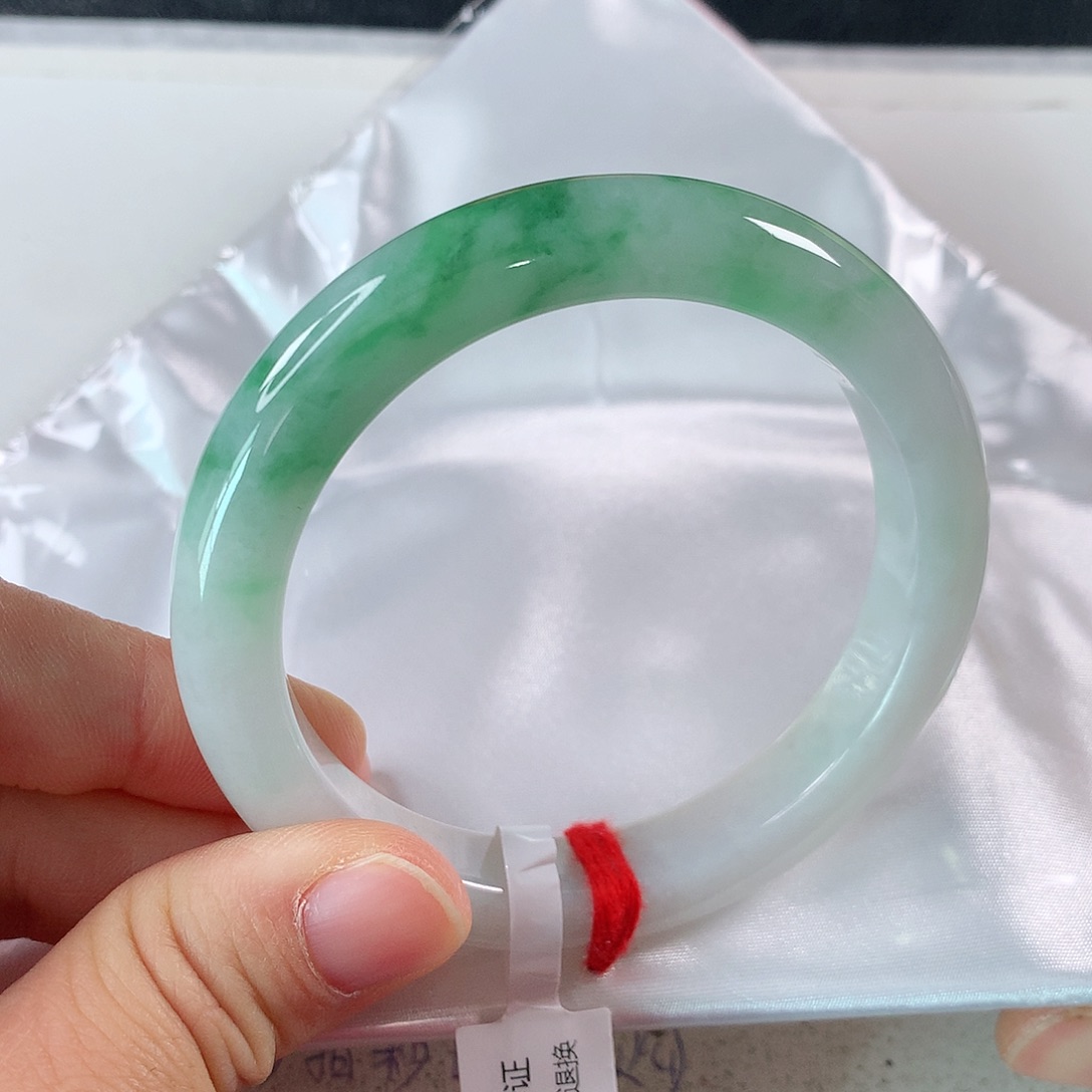 翡翠手镯未镶嵌①③④