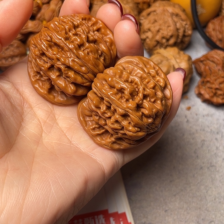 文玩核桃吊坠四座楼