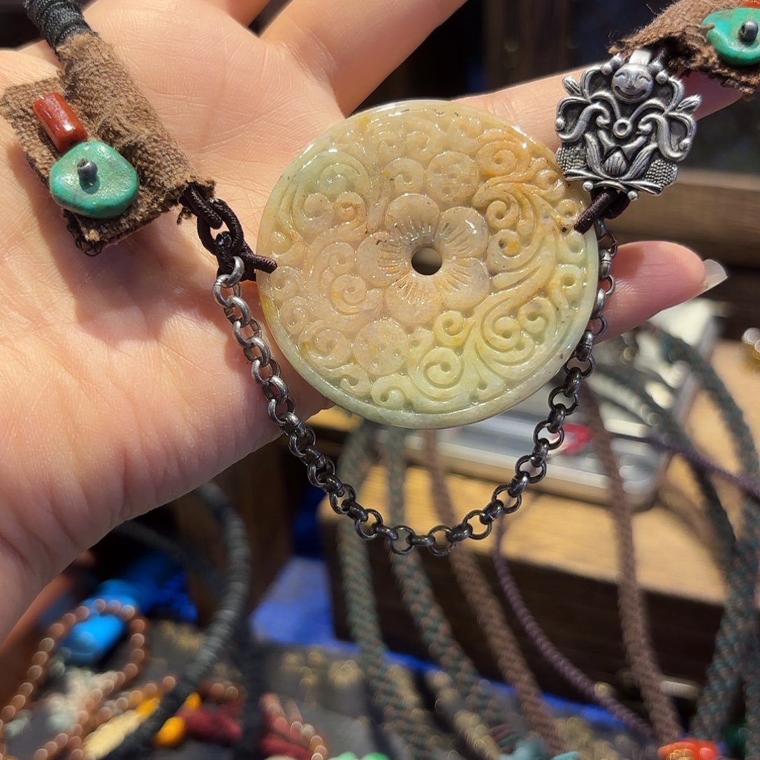 翡翠未镶嵌颈饰原创