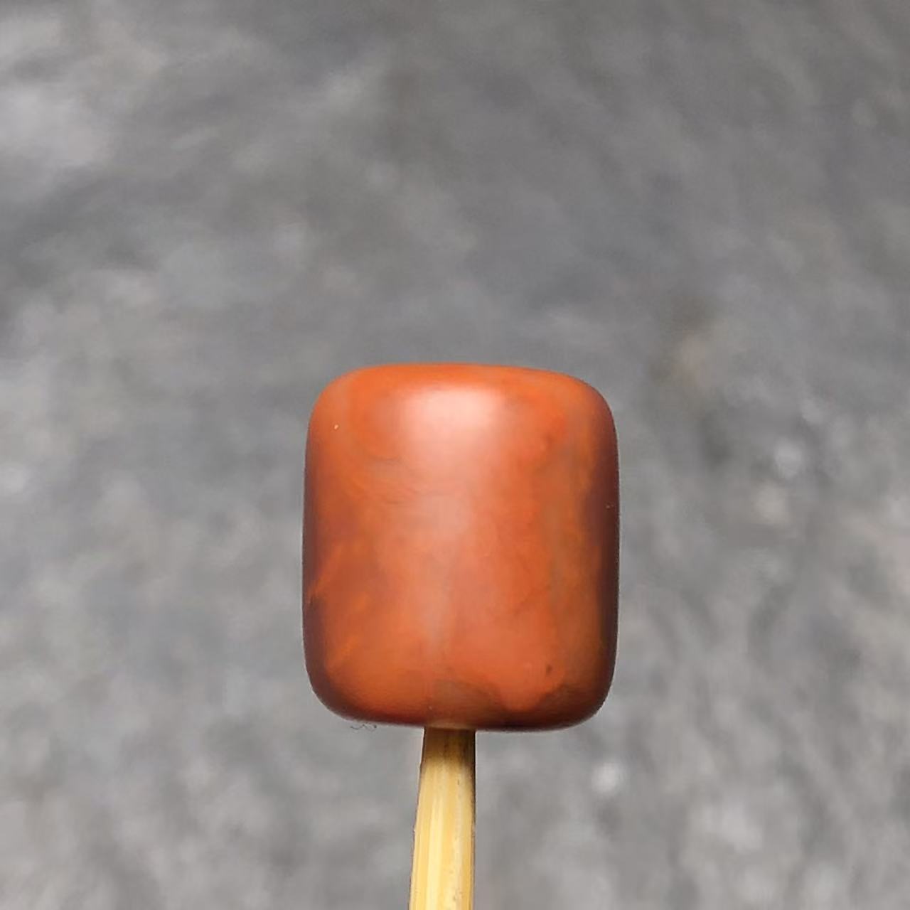 天然原矿南红玛瑙桶珠长9.8直径8.3毫米