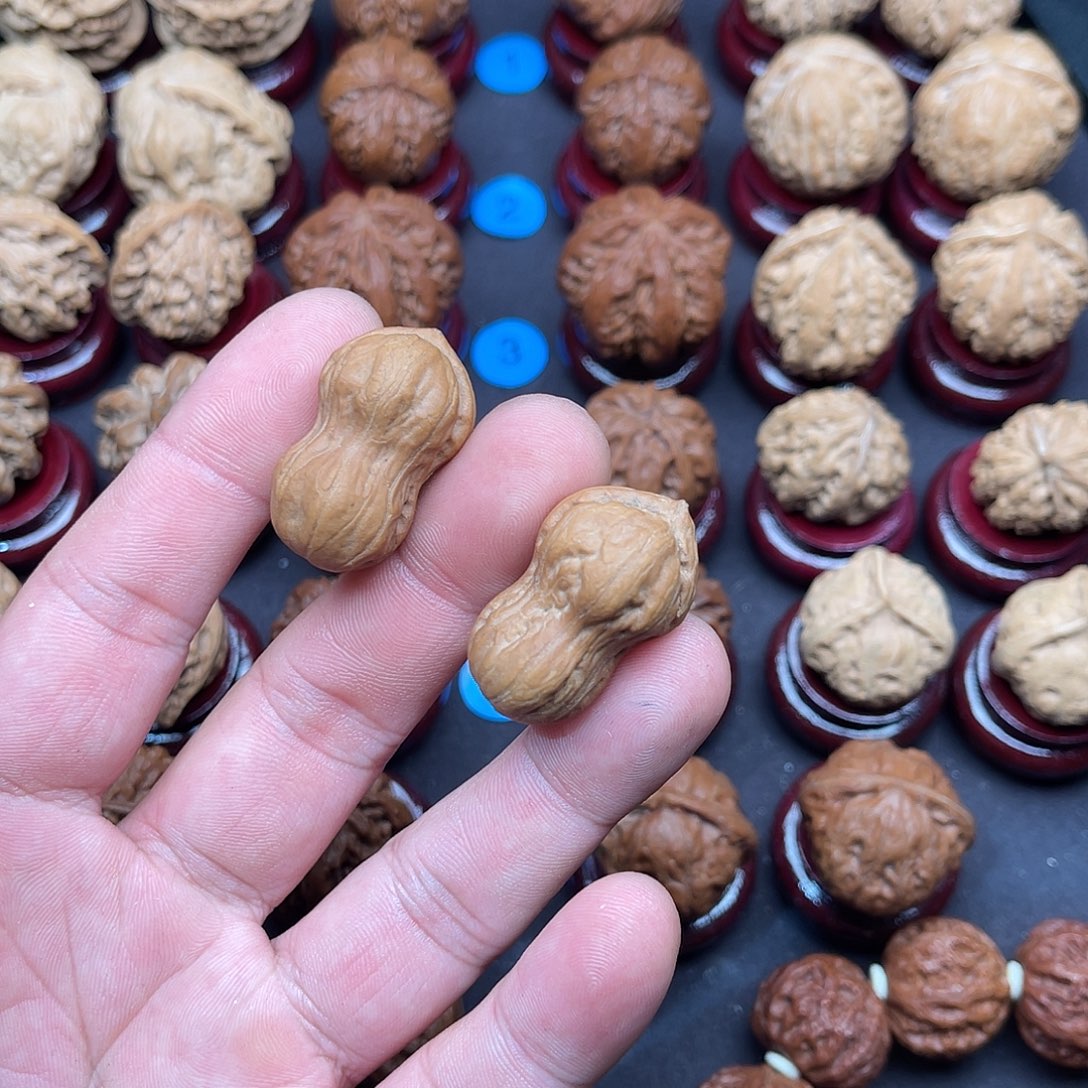 文玩核桃把件花生