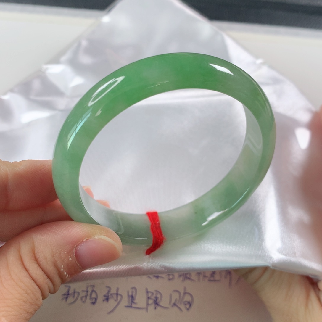 未镶嵌手镯翡翠224