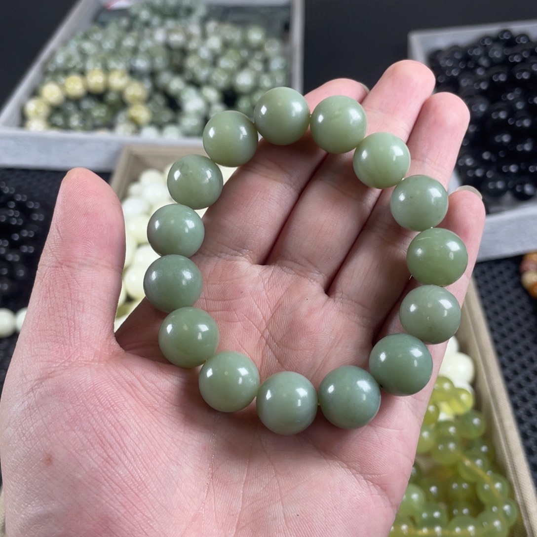 蛇纹石玉未镶嵌手链