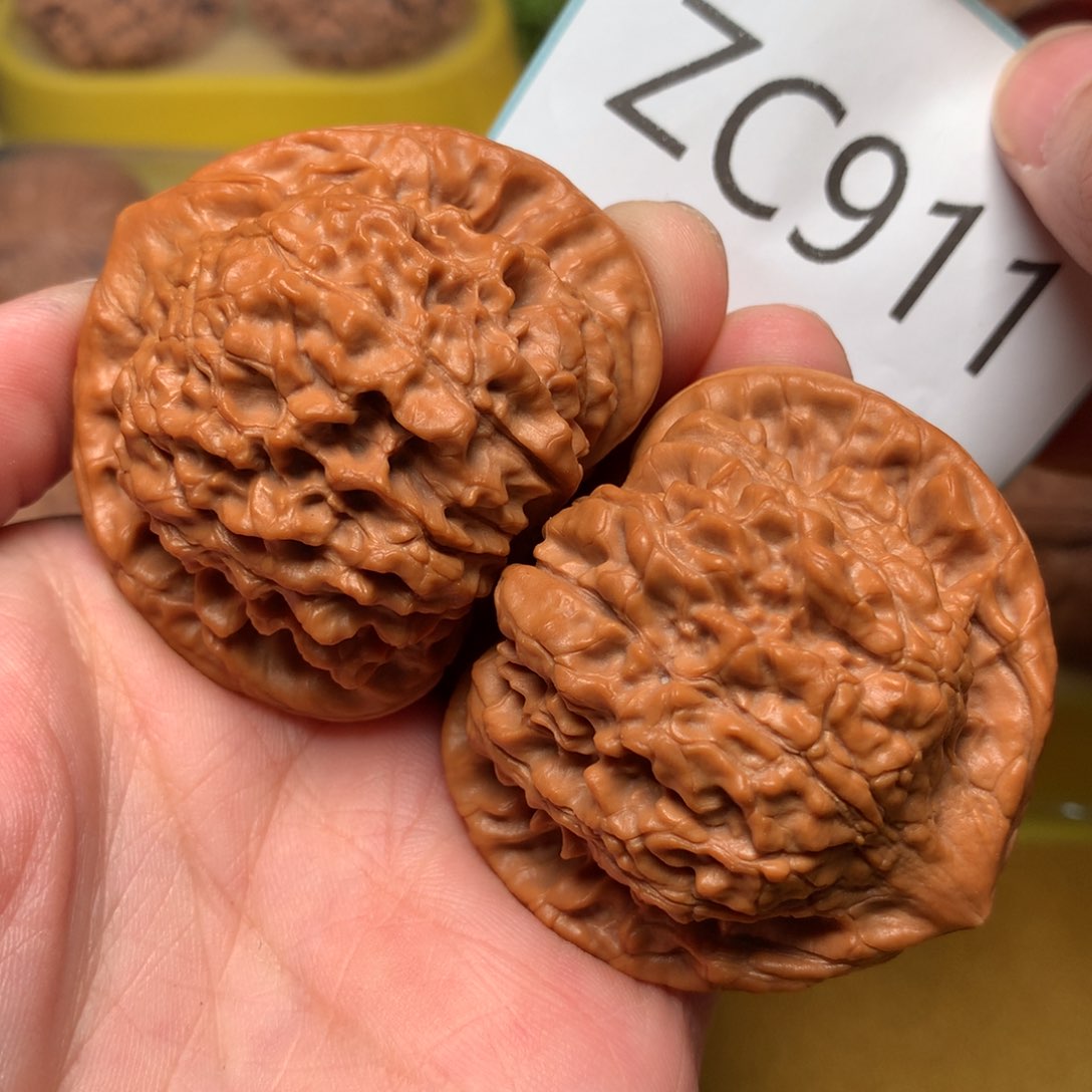 文玩核桃把件麒麟官帽49