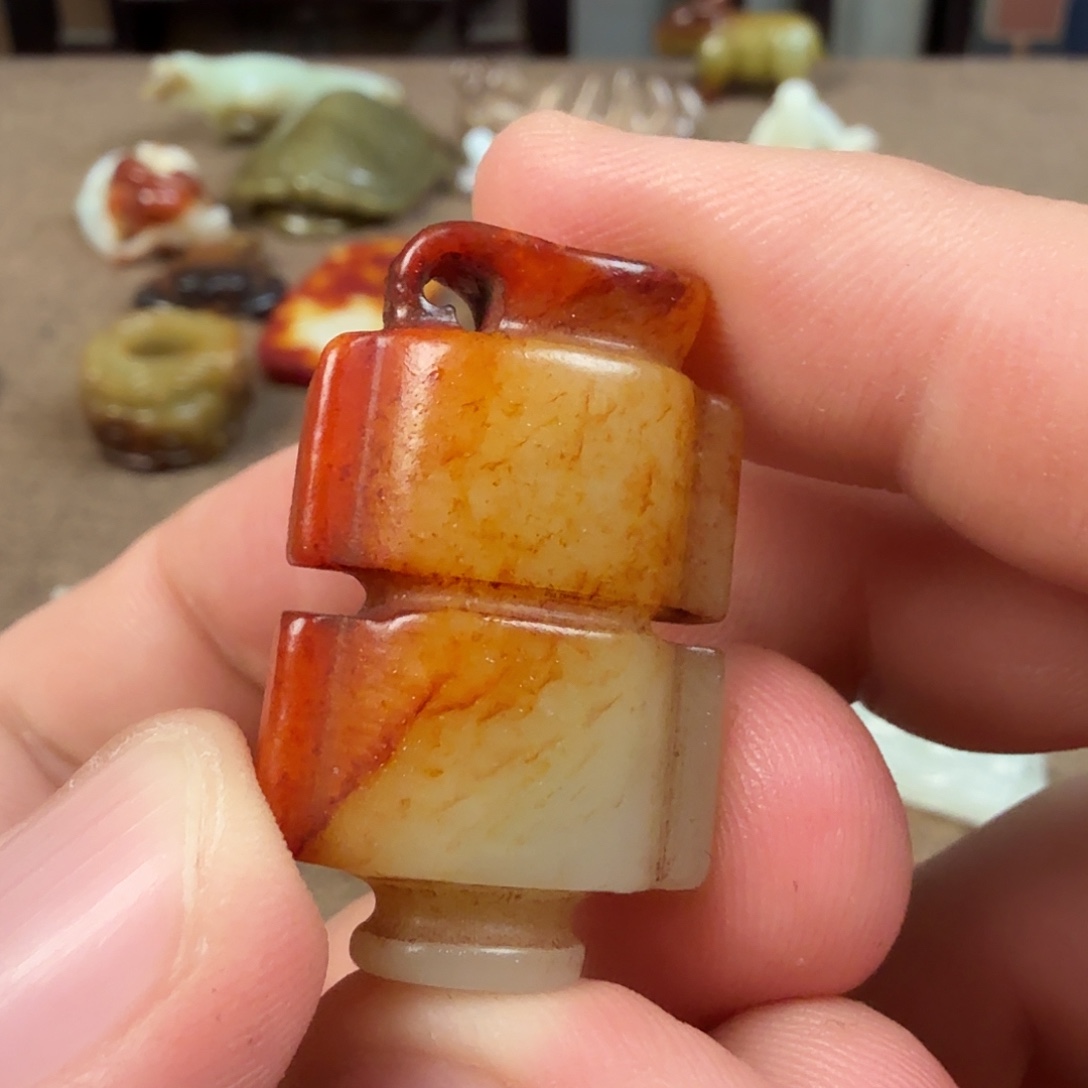 和田玉（糖玉）未镶嵌珠宝奇石