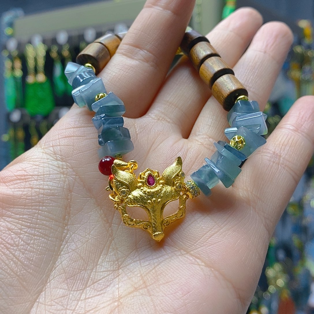 未镶嵌翡翠耳饰翡翠