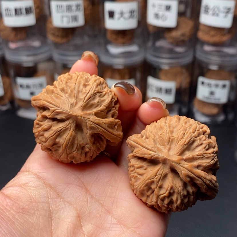 【闪购商品】吊坠文玩核桃宫灯43.5