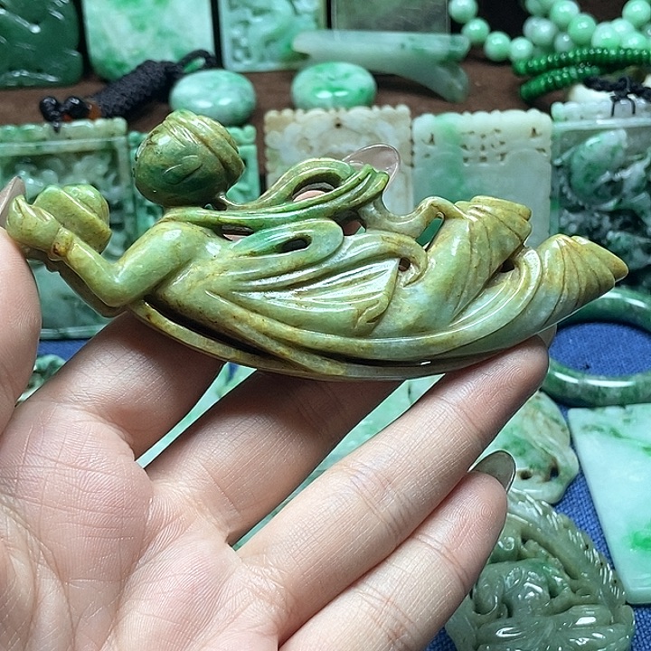 翡翠颈饰未镶嵌王**范000000000