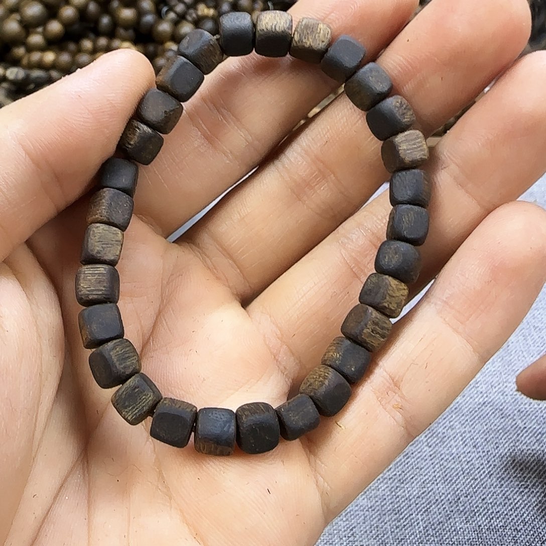 沉香香囊沉香方糖沉水老乌身圆叶