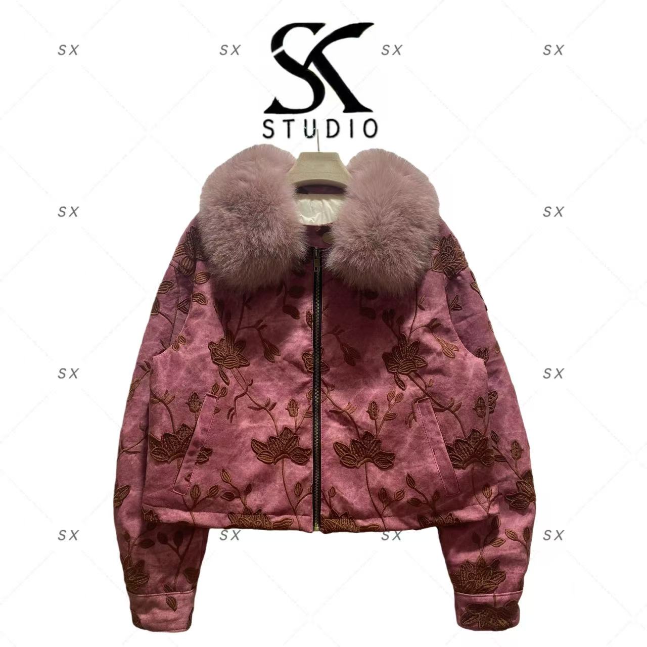 9072轻奢女款时尚外套（狐狸毛配鸭绒）SXZY-2501