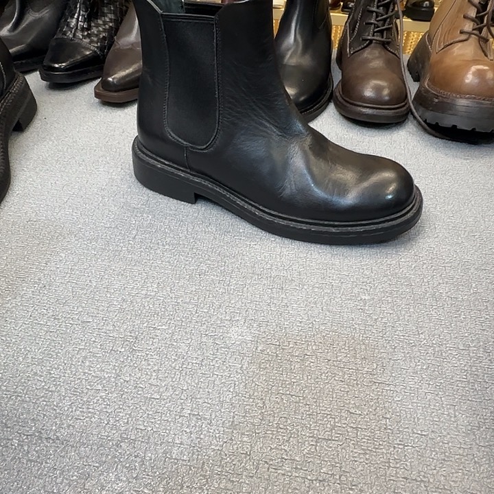 影***装30号黑色切尔西35码橡胶底