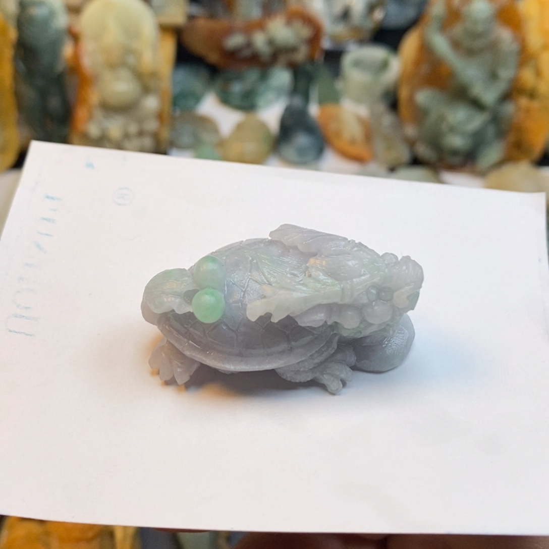 定制翡翠未镶嵌特色