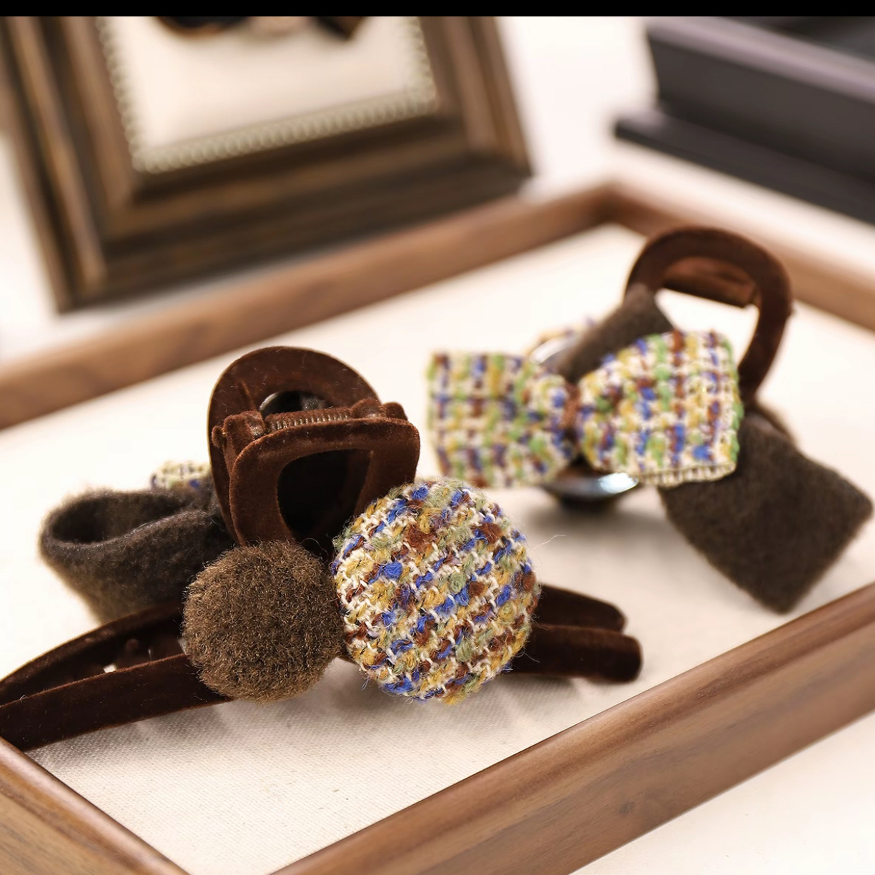 小香风ab双面蝴蝶结毛绒抓夹女后脑勺高级感盘发夹鲨鱼夹头饰发卡