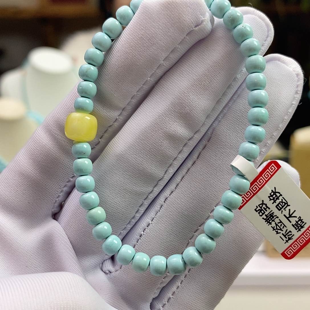 绿松石A10天空蓝卡4.8未镶嵌