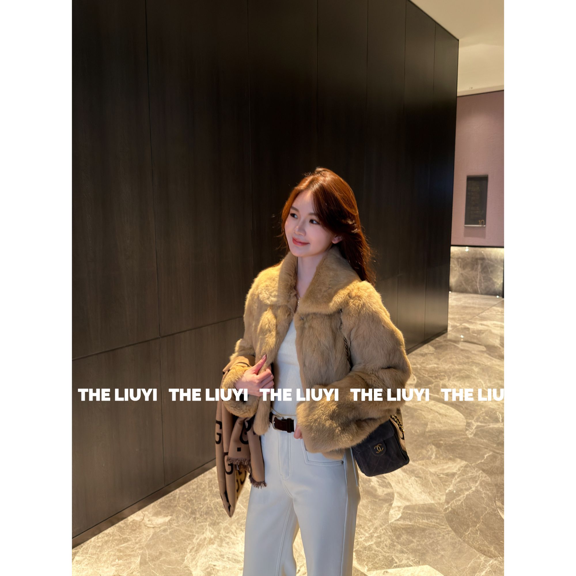 【LIUYI】雪兔~韩系翻领兔毛皮草保暖正肩显瘦外套511101