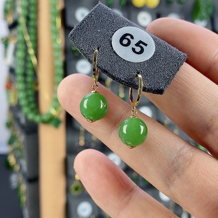 和田玉耳饰18K金镶嵌