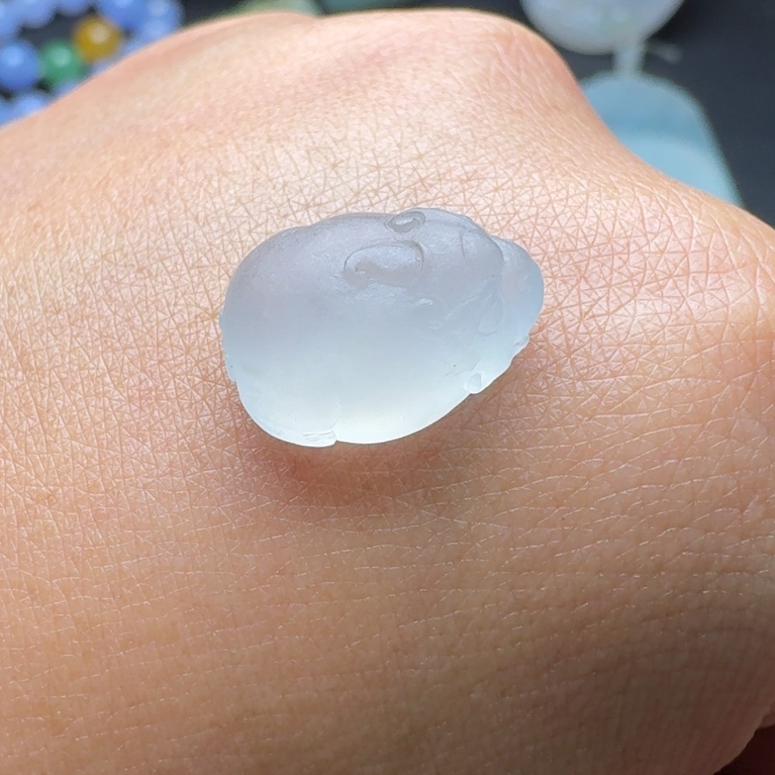 定制翡翠未镶嵌貔貅