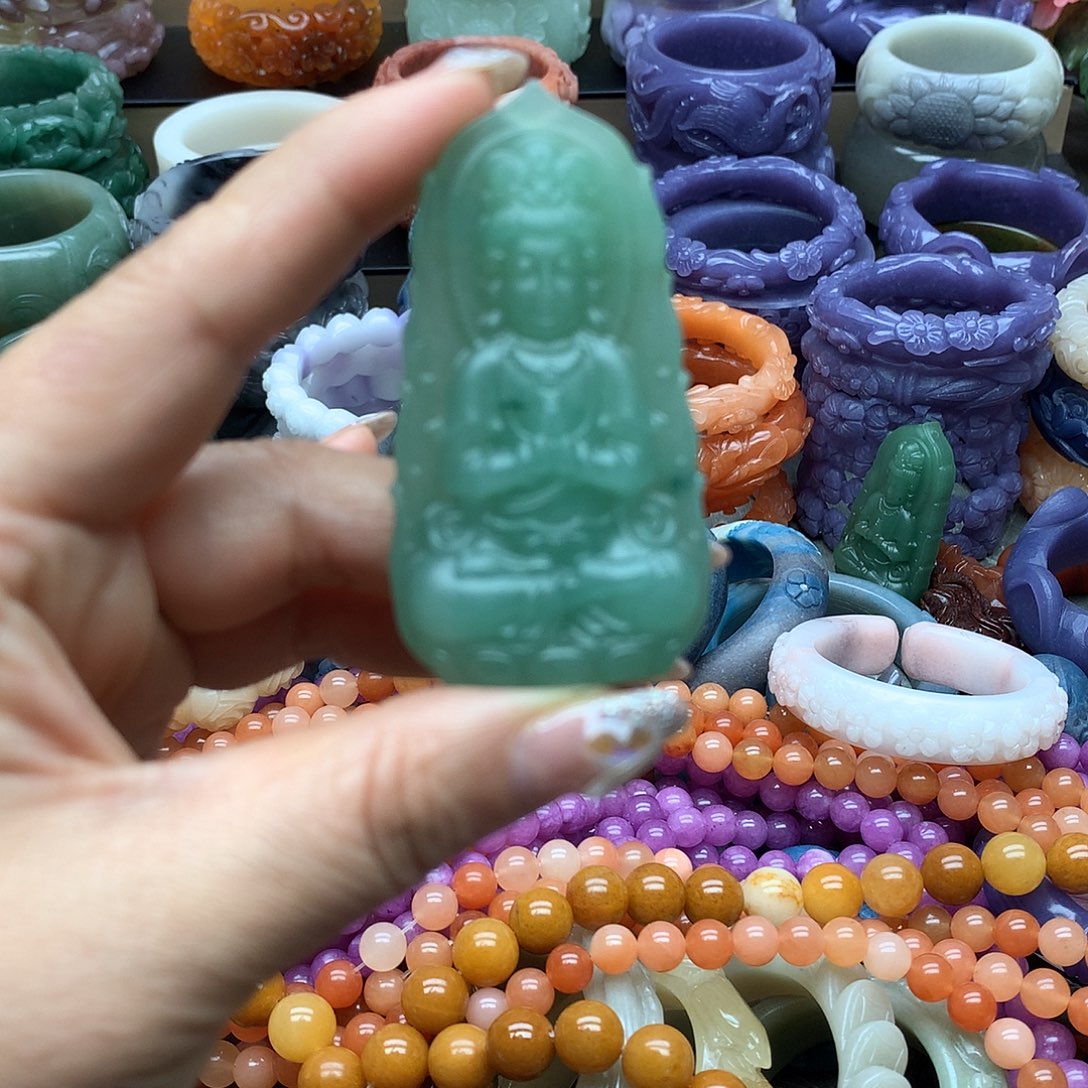 毛衣链未镶嵌石英质玉