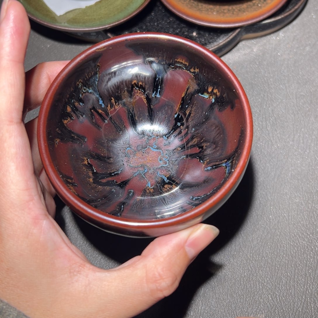 茶盏你在那里等一下哈亲爱你好