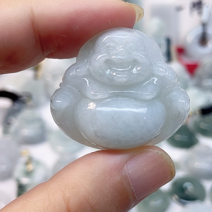 翡翠未镶嵌颈饰佛公