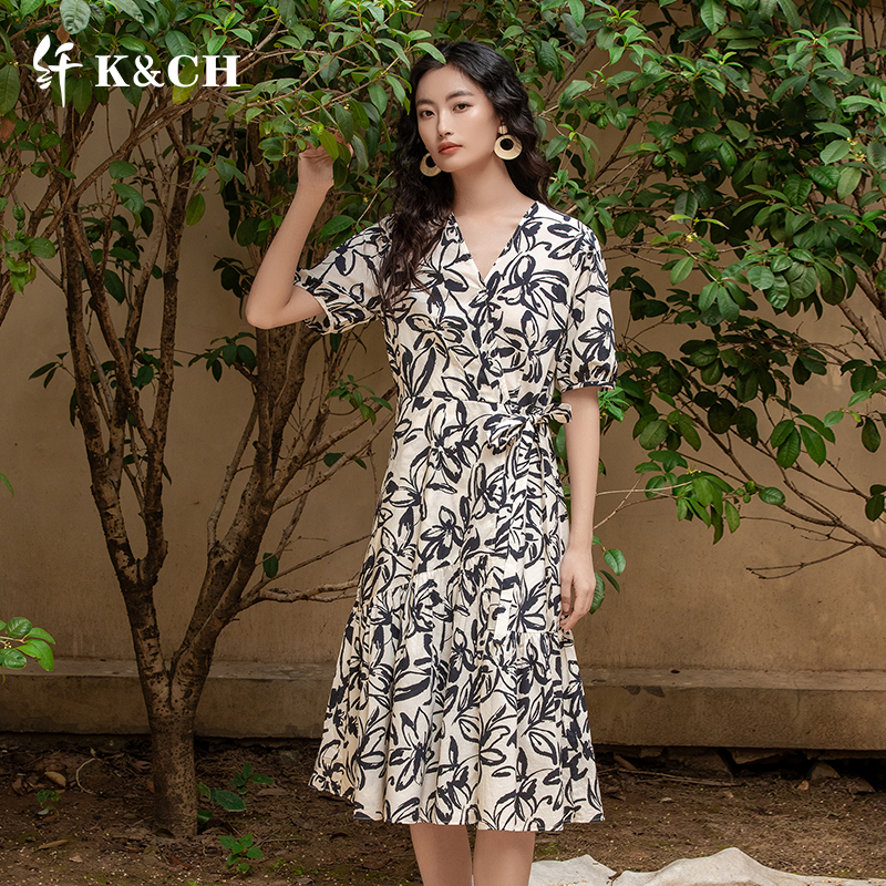 K&CH纤牌女装夏新款印花X型连衣裙中长款长裙系带国风8562S256E1
