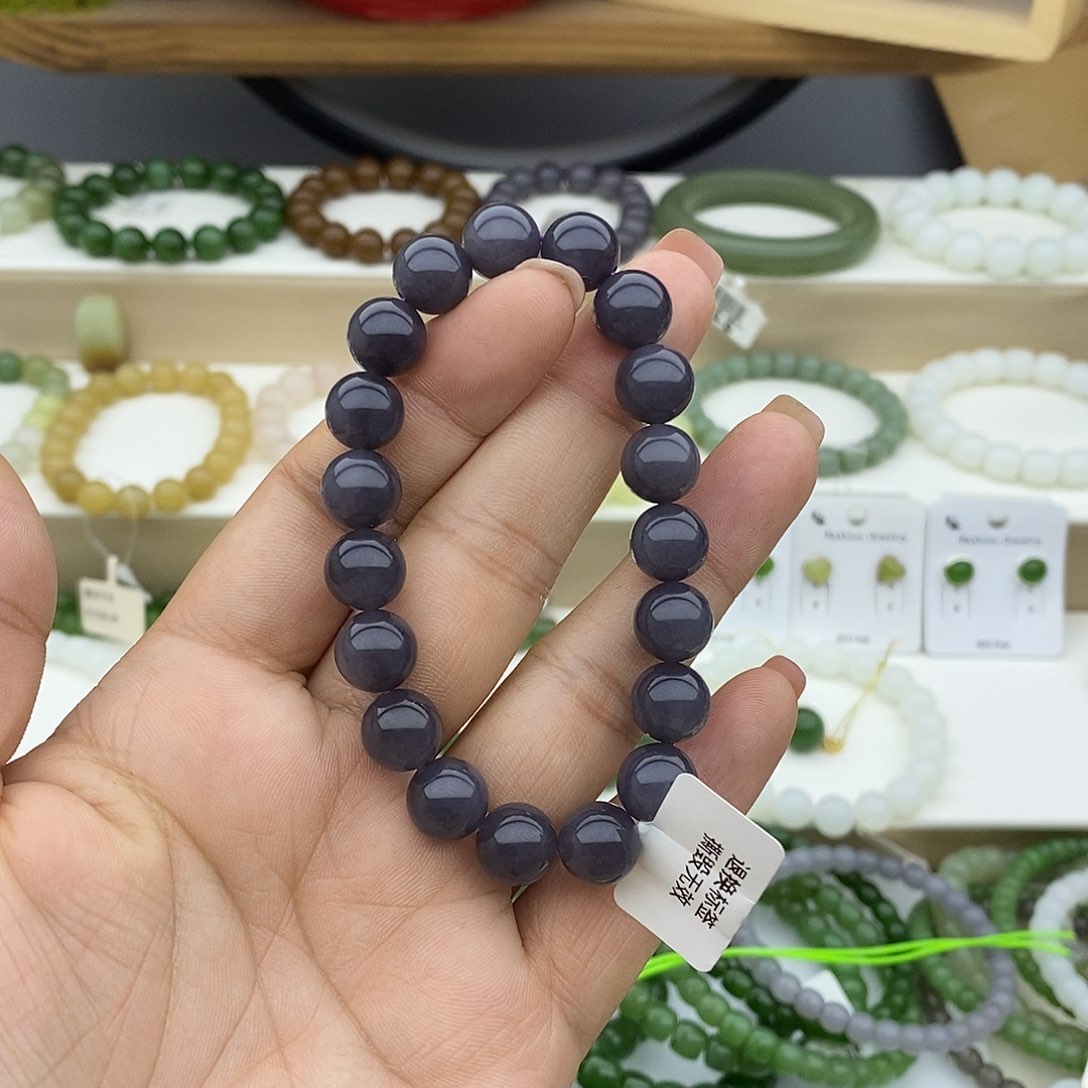 和田玉手链未镶嵌一**殿