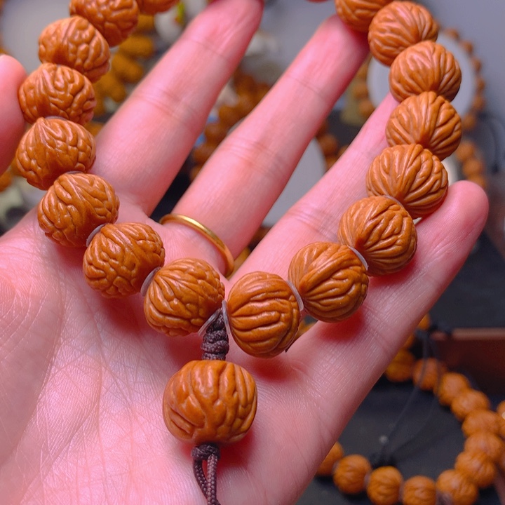 桃核吊坠龙纹桃核