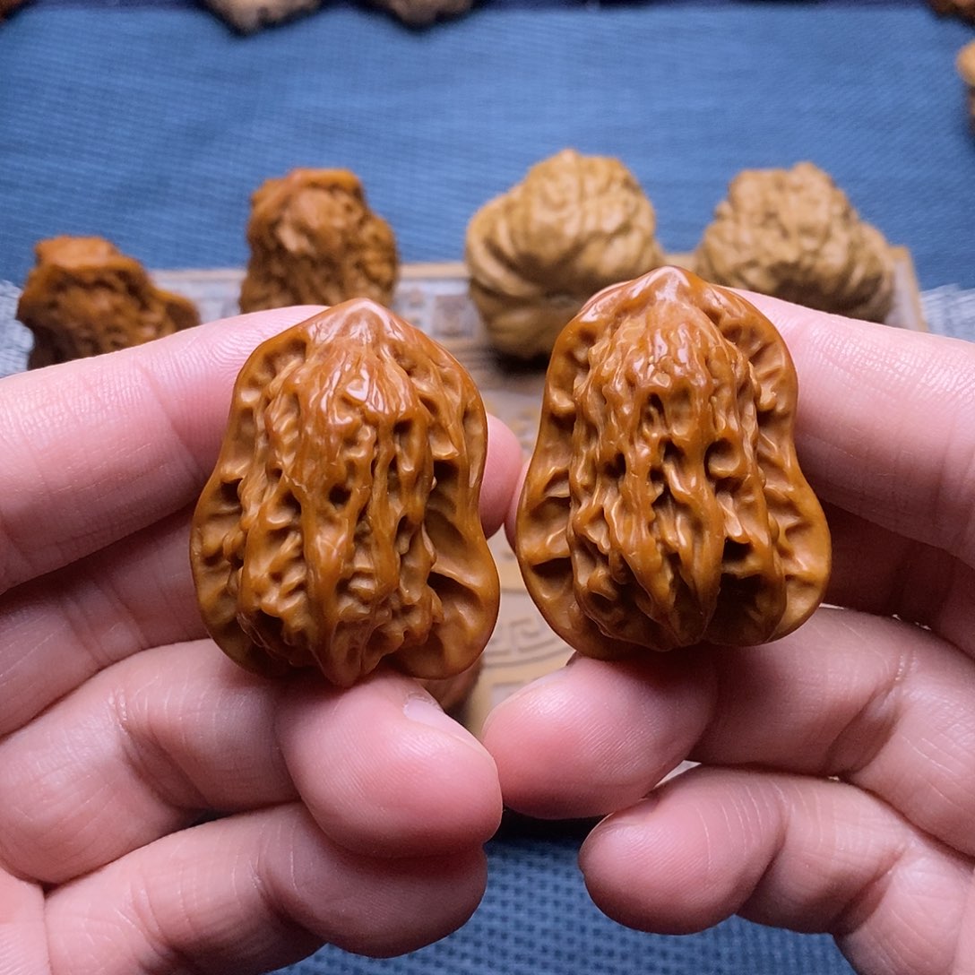 文玩核桃把件宝葫芦 盘山异形