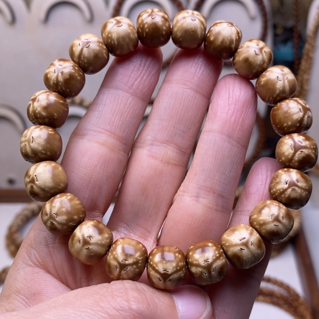 子***雪紫金鼠手串精工实心满天星巧克力猫11.5精品