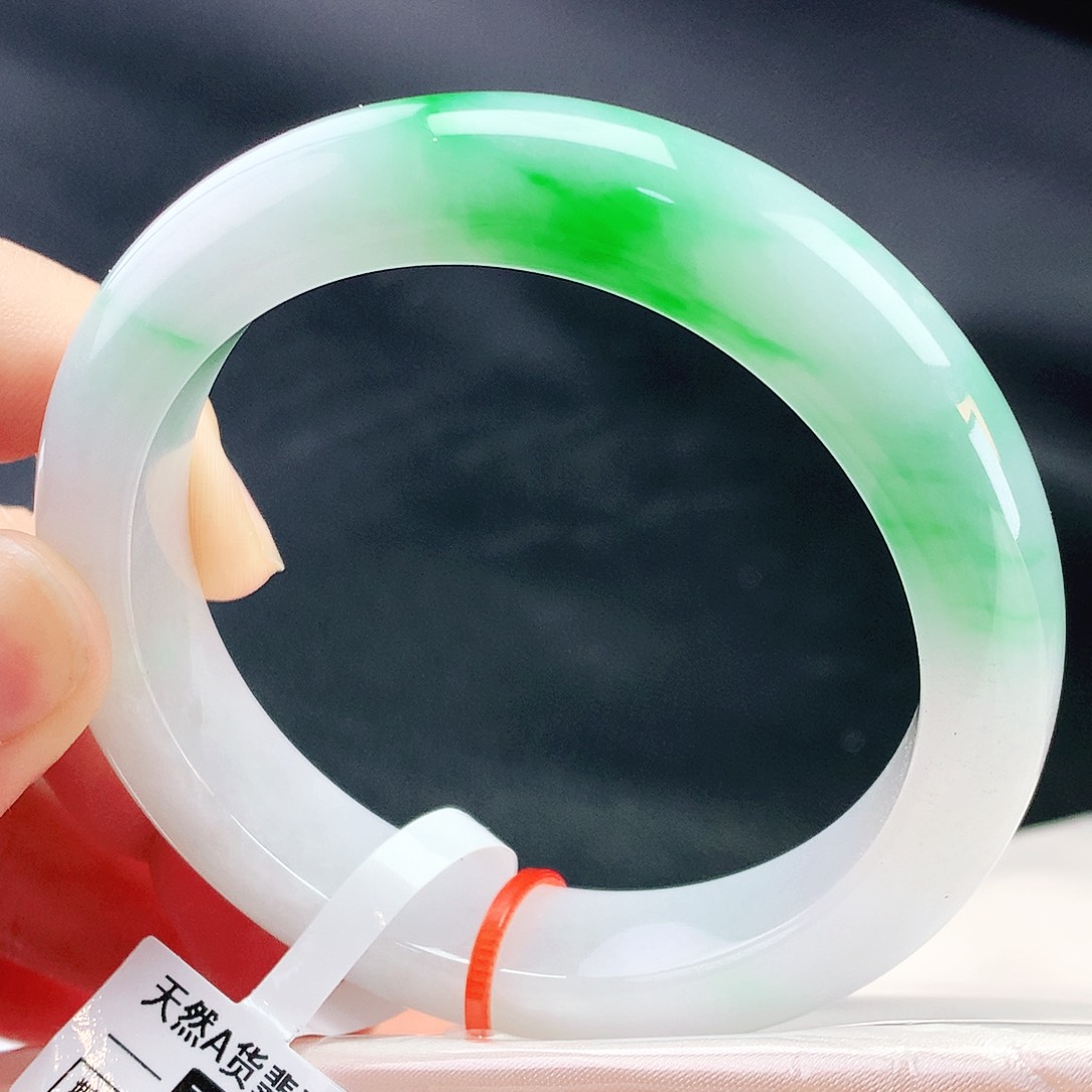 未镶嵌手镯翡翠55+圈